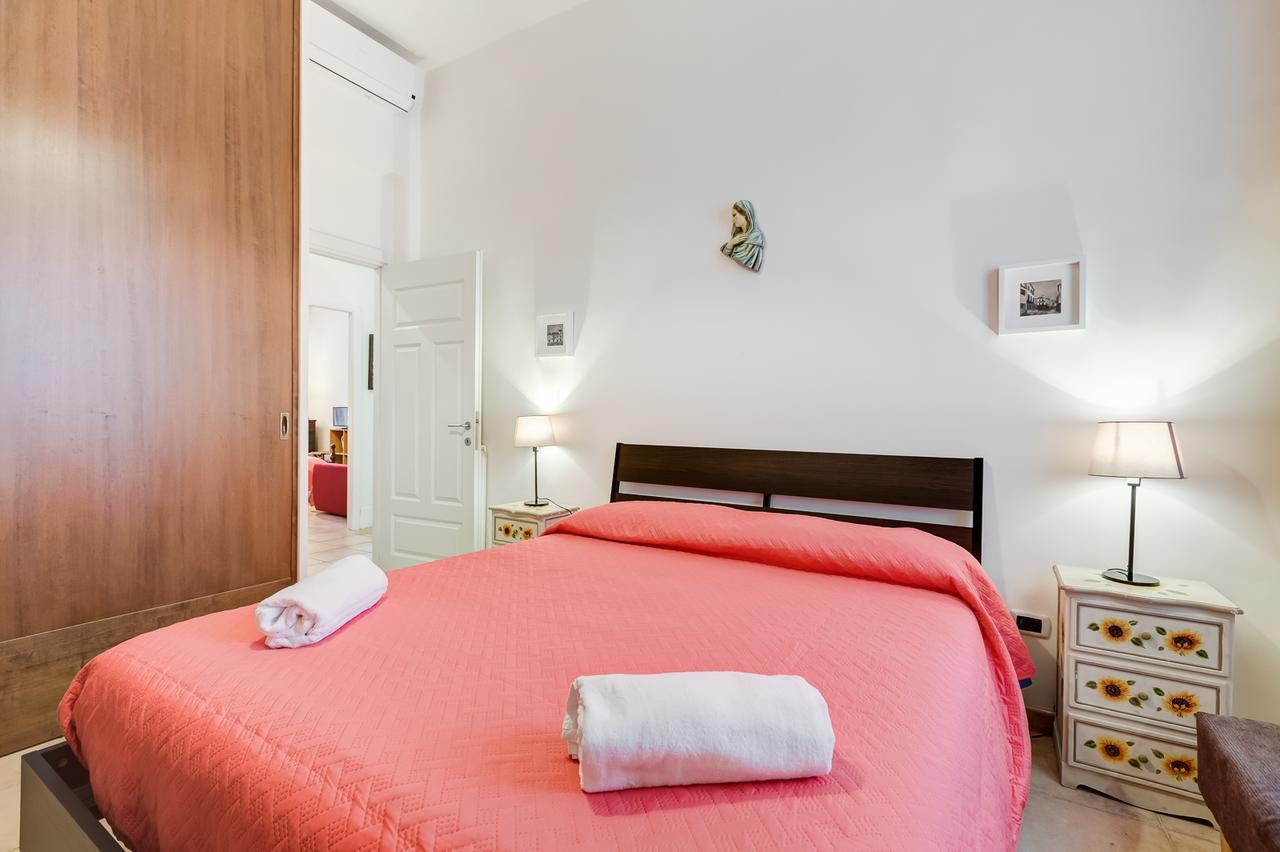 Domus Ricca Termini Apartment