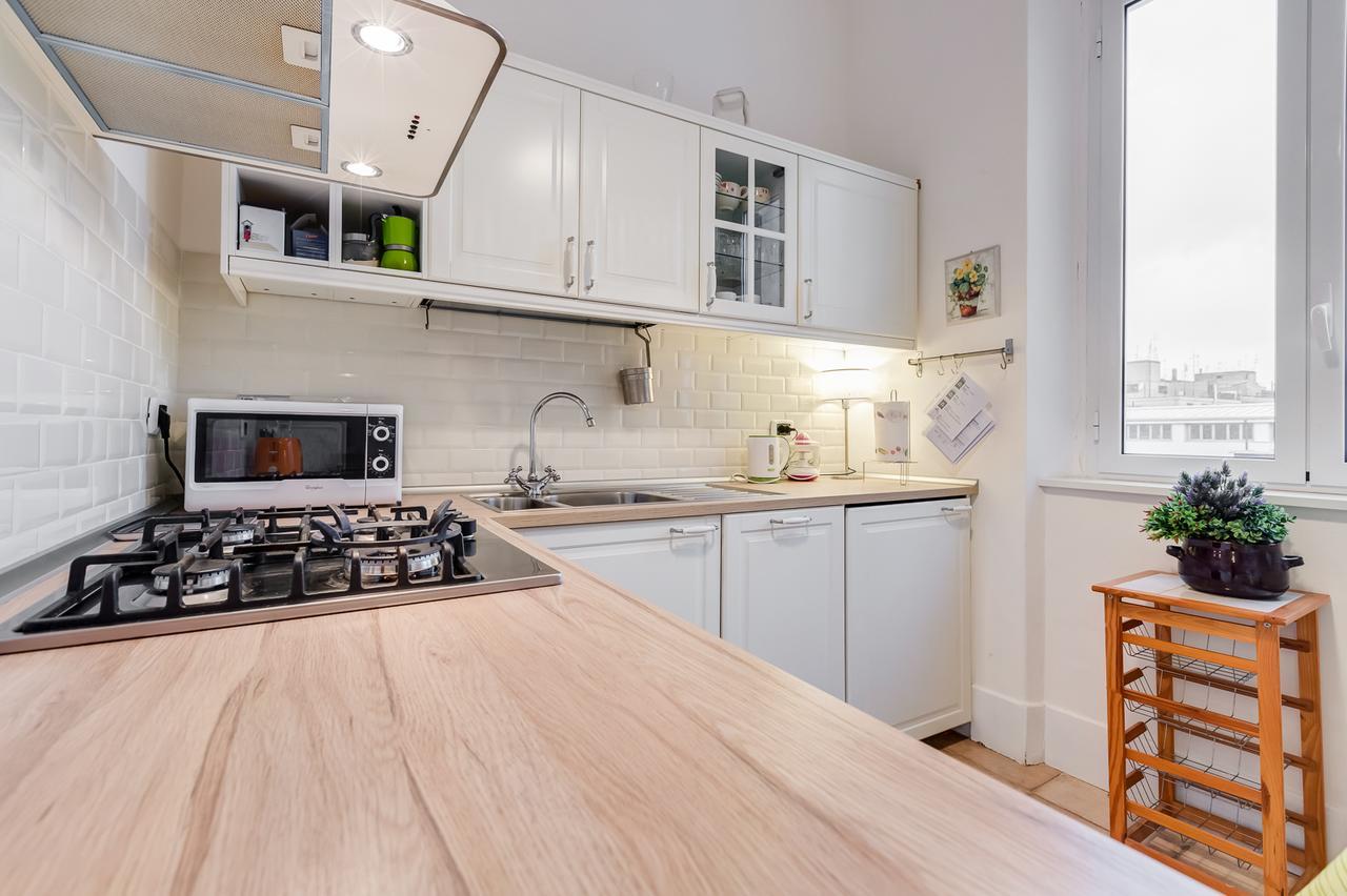 Domus Ricca Termini Apartment *